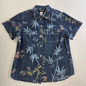 VTG Sag Harbor Sport Womens Tropical Denim Shirt Size S Blue Short Sleeve